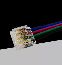 RGB led szalag betáp csatlakozó vezetékkel, 4 pólusos,10mm 